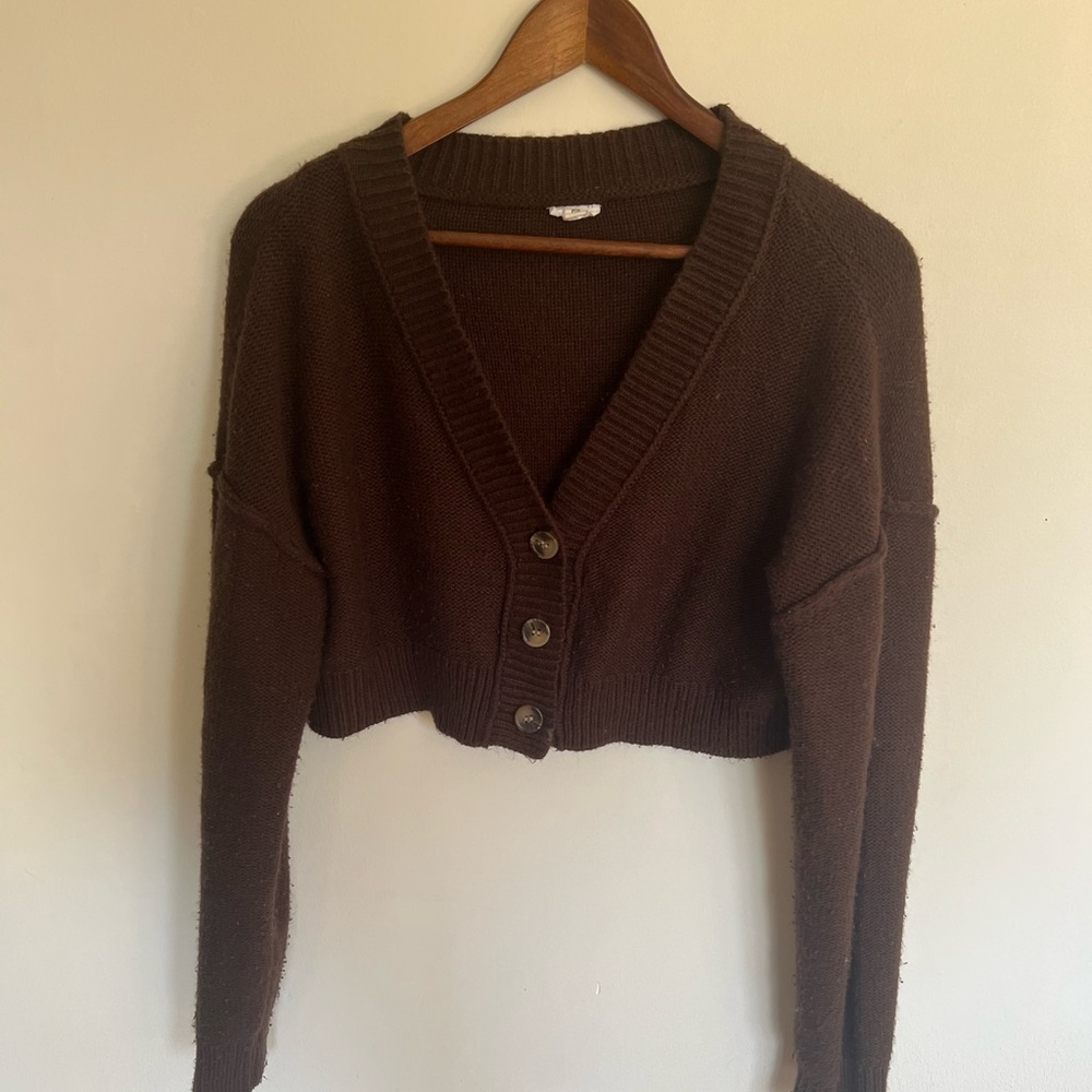 Cropped Knitted Brown Cardigan
